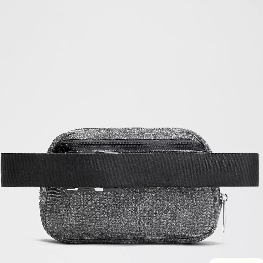 lululemon Everywhere Belt Bag 1L Gray Glitter 7.5"x2"x5" Crossbody Fanny Pack - Picture 3 of 6